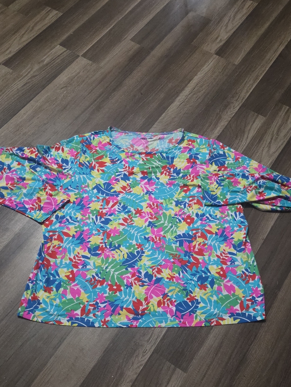 Lands' End  SunShade UPF 50 Rash Guard Swim Tee, vibrant tropical print Size 1X